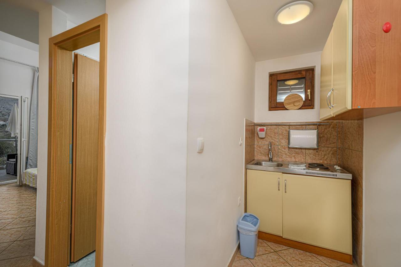 Studio Holiday Adriatic Pag Town Bagian luar foto