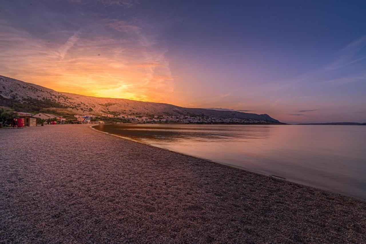 Studio Holiday Adriatic Pag Town Bagian luar foto